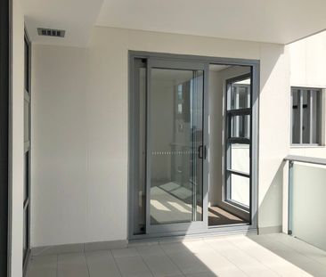 Bright and spacious 2-bedroom home in the heart of Auburn - Photo 2