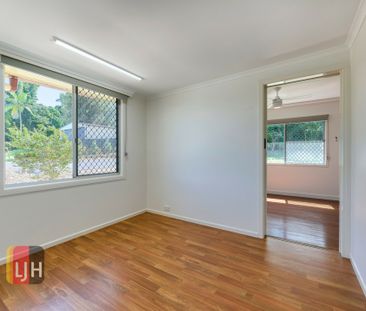 IMMACULATE FAMILY FRIENDLY HOME, IDEAL FOR ENTERTAINING ! - Photo 5