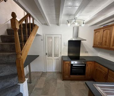 2 bedroom terraced house to rent - Photo 5