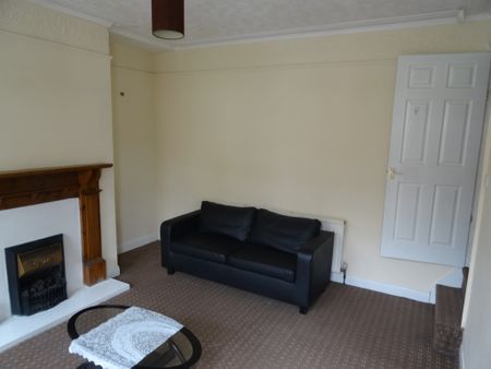 Hudson Grove, Harehills, LS9 6EN - Photo 3