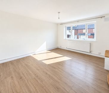 1 bedroom apartment to let - Photo 2
