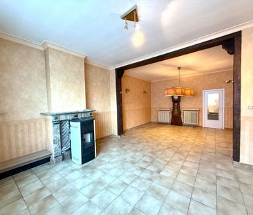 Ruime woning met 3 slaapkamers en dubbele garage - Photo 3