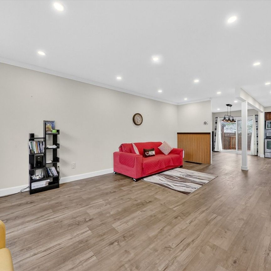For Lease - 357 Pompano Court, Oshawa, Ontario - Photo 1
