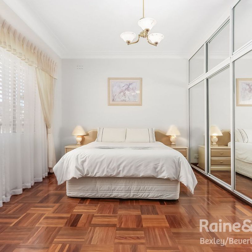 76 Staples Street, Kingsgrove, NSW 2208 - Photo 1