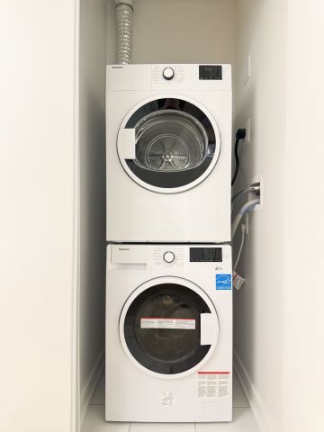 For Lease - 35 Parliament Street Unit# 527, Toronto, Ontario - Photo 2