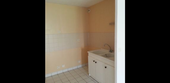 Location Appartement Studio 38 m² Vatan - Photo 2