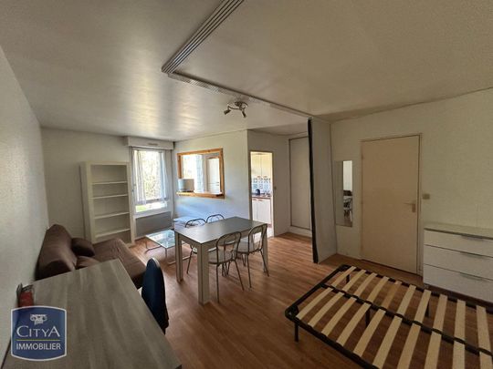 Location Appartement 1 pièce 35m² POITIERS 86000 - Photo 1