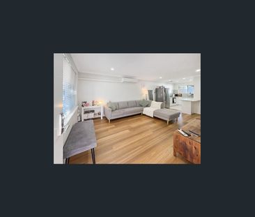 Fresh, Modern & Move-In Ready in Sought-After Carlisle - Photo 4