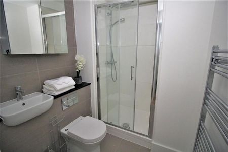 Studio to rent - Photo 5