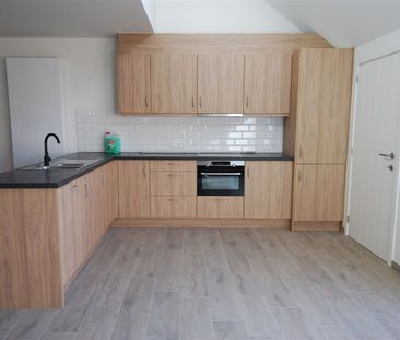 Volledig gerenoveerd duplex-appartement met 2 slaapkamers in het ce... - Foto 6