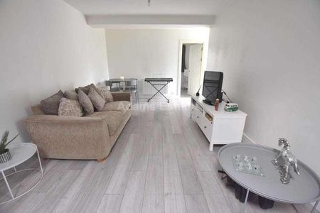 Park View Drive South, Reading, RG10 - Photo 3