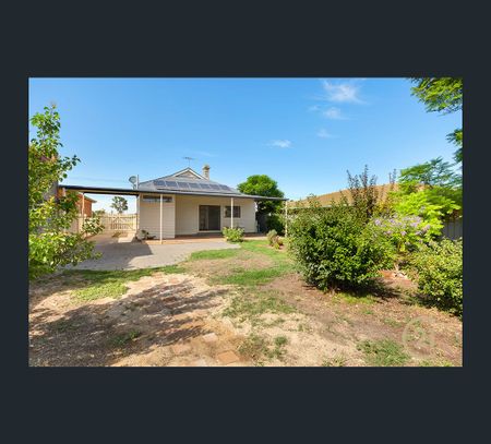 81 Gedville Road, Taperoo, SA 5017 - Photo 2