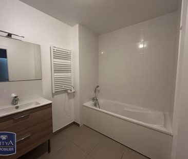 Location Appartement 4 pièces 80m² REIMS 51100 - Photo 3