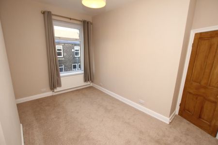 Victoria Street, Penistone - Photo 5