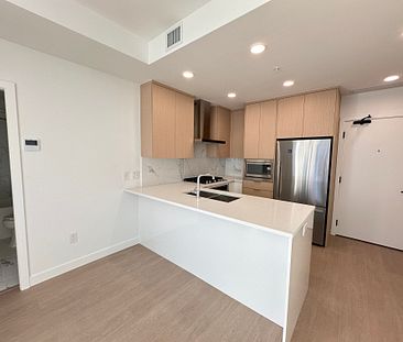 Brand New 1 Bedroom Condo With Premium Amenities. - Photo 4