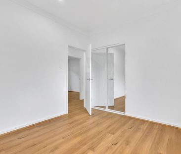 Modern Family Home Offering Comfort & Convenience - Photo 6