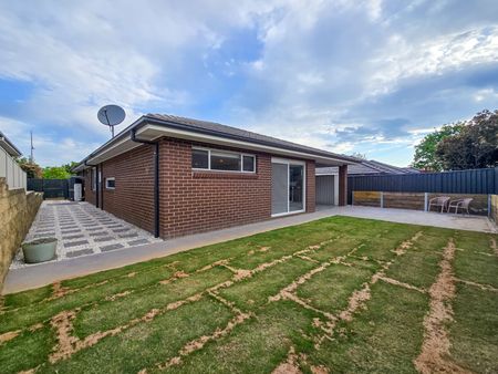 Home For Rent - Photo 4