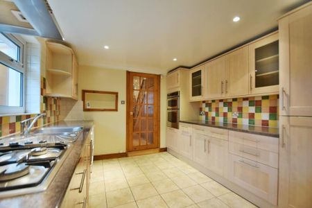 New Road, Hillingdon, UB8 - Photo 3