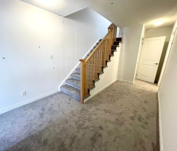 For Lease - 1983 Cameron Lot Crescent, Oshawa, Ontario - Photo 2