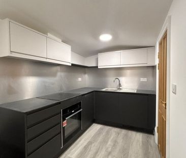 Cromwell Road, Hove - Photo 1