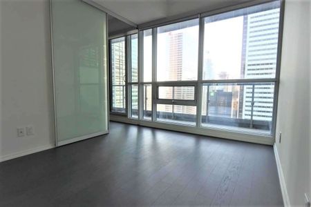 For Lease - 70 Temperance Street Unit# 2410, Toronto, Ontario - Photo 5