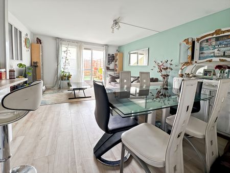 Location appartement 4 pièces, 78.00m², Jouy-le-Moutier - Photo 2