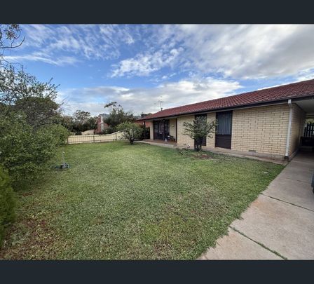 5 Lynch Street, Evanston Gardens, SA 5116 - Photo 1