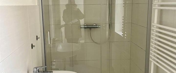 Wunderschöne 3-Raum-Wohnung mit Einbauküche - Foto 1