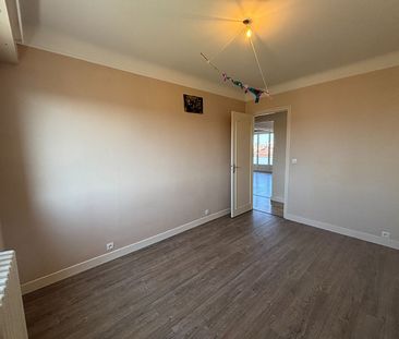 Location Appartement 4 pièces 89m² - Photo 3