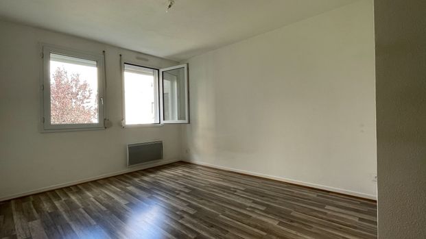 Location appartement 1 pièce, 21.70m², Chalon-sur-Saône - Photo 1