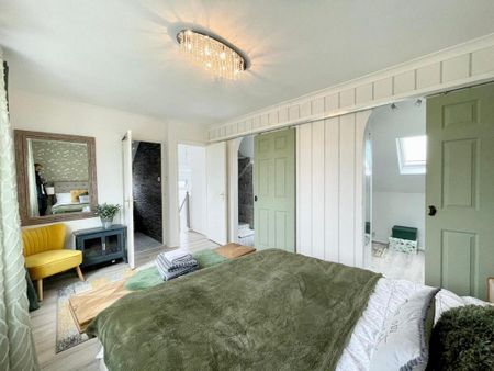 4 bedroom semi-detached house to rent - Photo 5