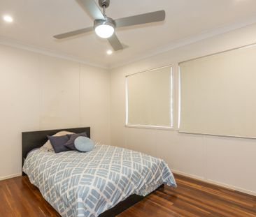 6 Wallace Street, Redcliffe QLD 4020 - House For Rent | Domain - Photo 3