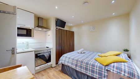 Studio to rent - Photo 2