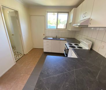 2 BEDROOM UNIT LOCATED OXLEY VALE - Photo 6