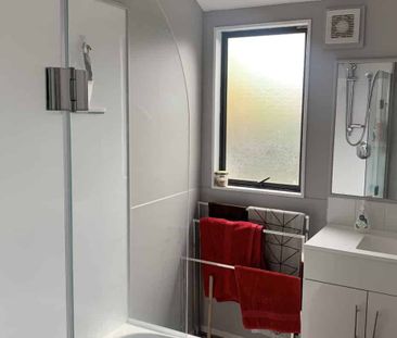 Refurbished Home in Quiet Cul-De-Sac - Photo 5