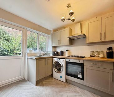 3 bedroom end of terrace house to rent - Photo 6