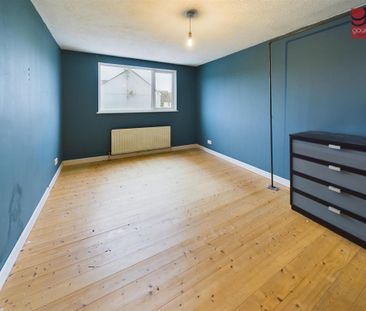 3 bedroom semi-detached bungalow to rent - Photo 2