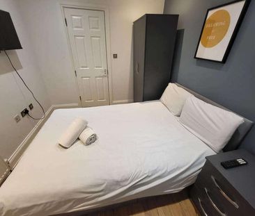 High Town Road, Luton, LU2 - Photo 1