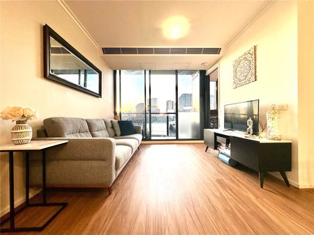 1000/63 Whiteman Street - Photo 2