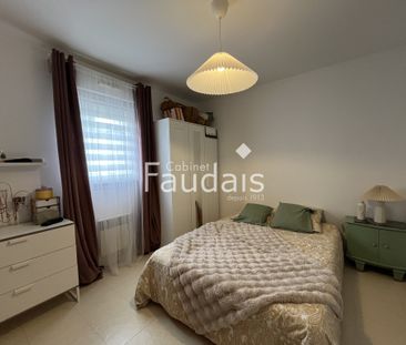 Location Appartement 2 pièces 45m² COUTANCES 50200 - Photo 4