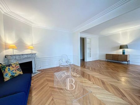 Tout savoir sur cet appartement dans le quartier Ecole Militaire, à Paris 7ème - Photo 2