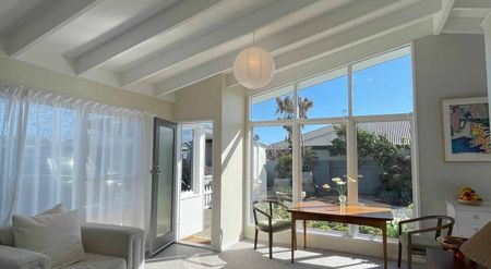 Sunny Studio on Grove Street - Photo 3