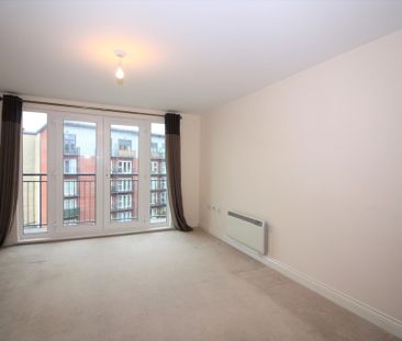 2 bed apartment to rent in Constantine House, Exeter, EX4 - Photo 2