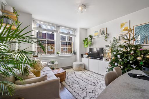 2 bedroom apartment - Photo 1