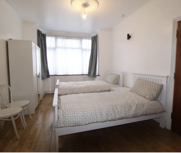 2 bedroom ground floor maisonette to rent - Photo 4