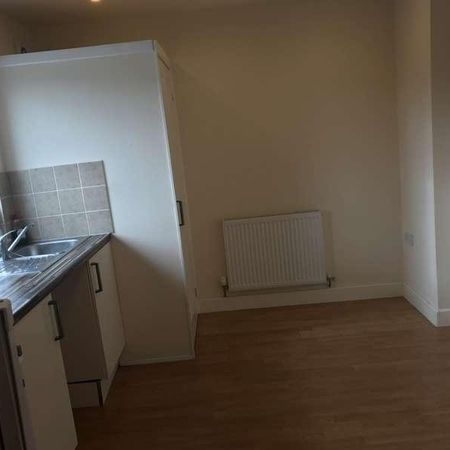 Oundle Road, Woodston, PE2 - Photo 4