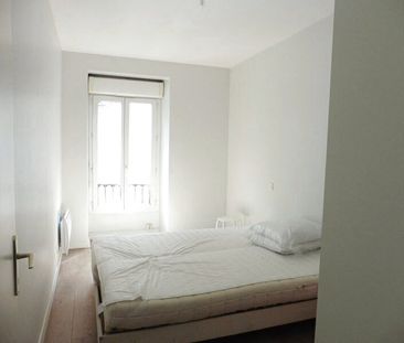 Location Appartement 2 pièces 47m² BORDEAUX 33000 - Photo 3