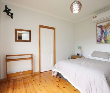 9 Helen Street, East Geelong - Photo 4