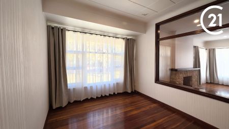 3x1 Family Home - Photo 3