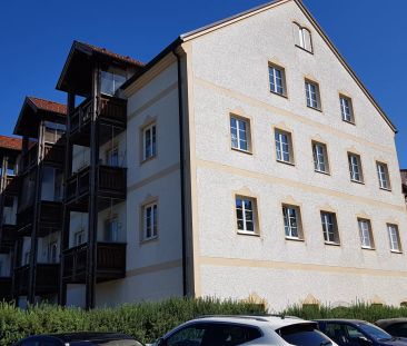 Gut aufgeteilte 3-Zimmer-Wohnung mit möblierter Küche und Balkon in... - Foto 1